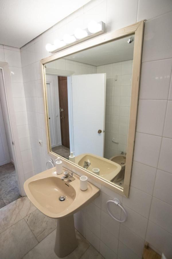 Centro Colon Apartment Madrid Bagian luar foto